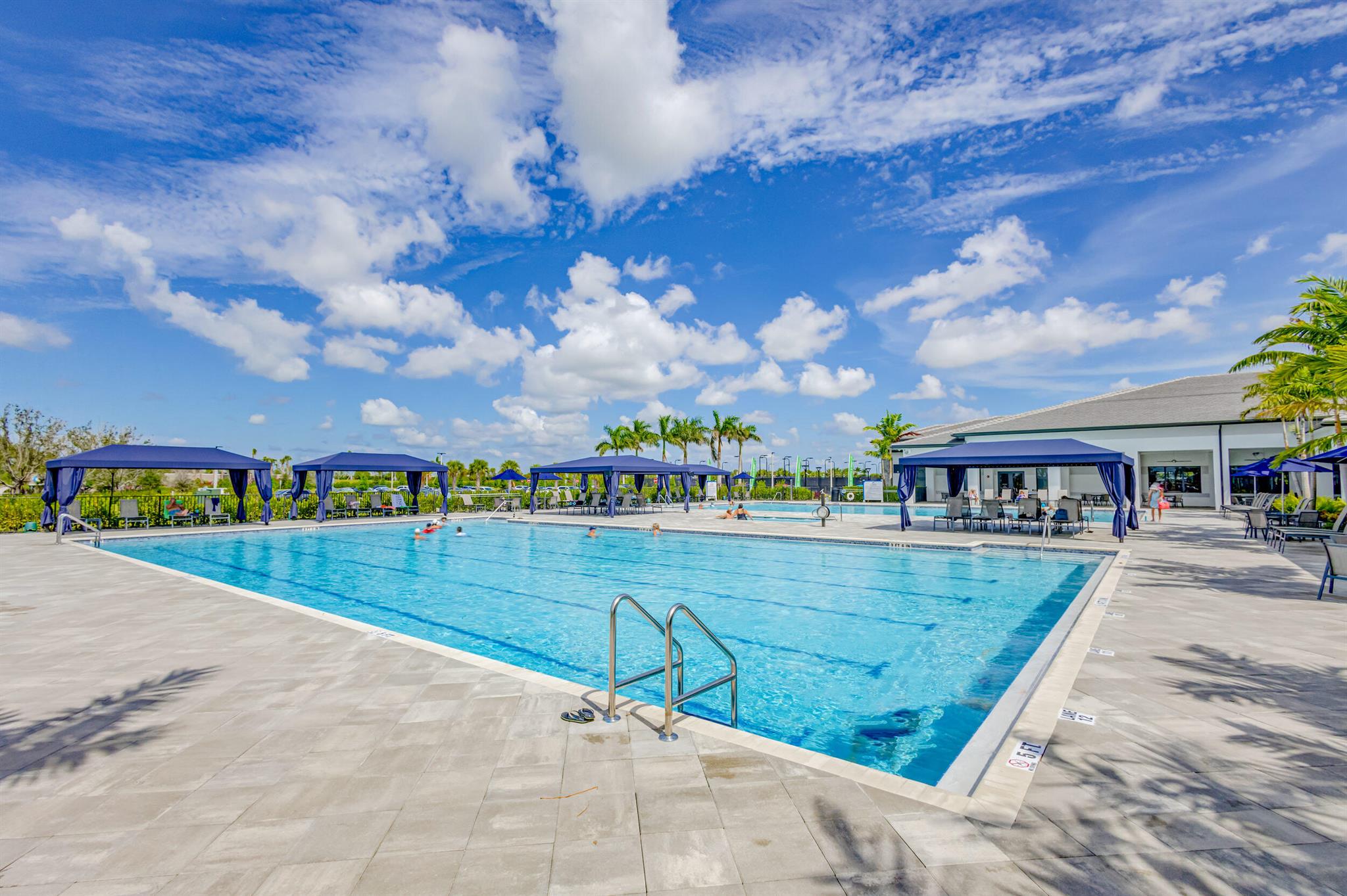 Valencia Cay/ Riverland - Residential