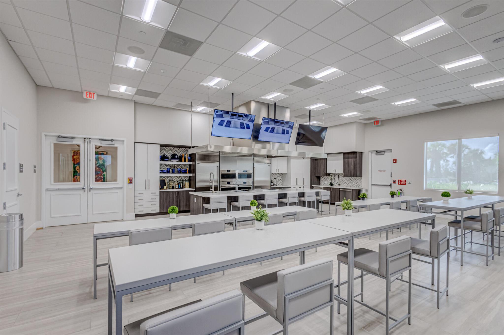 Valencia Cay/ Riverland - Residential