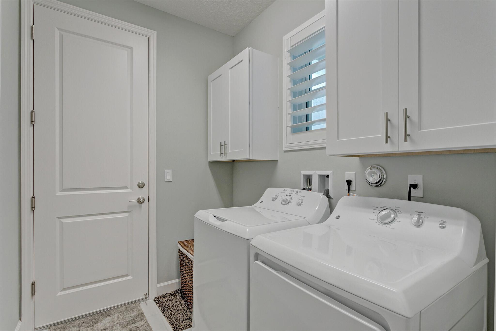 Valencia Cay/ Riverland - Residential