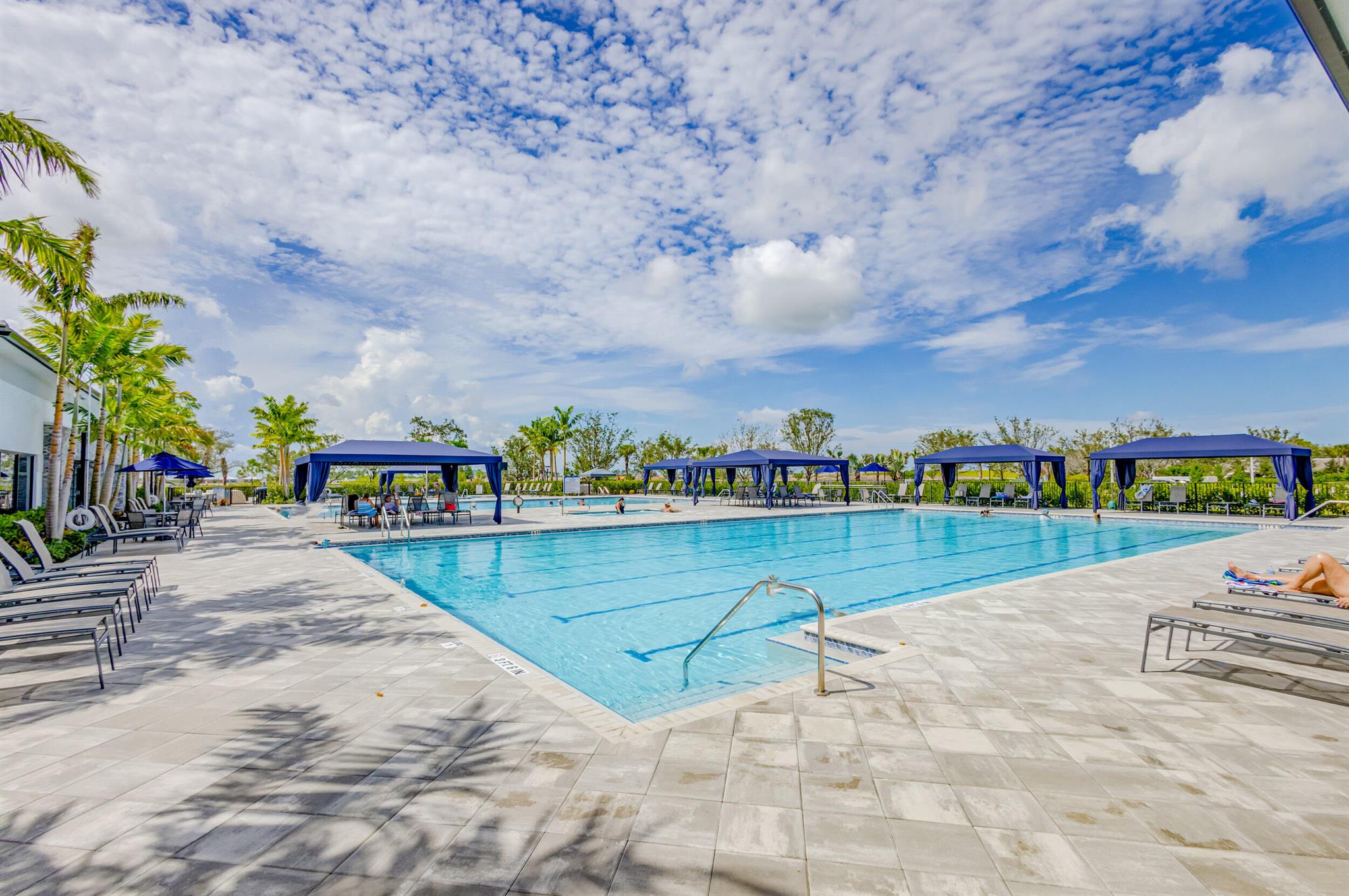 Valencia Cay/ Riverland - Residential