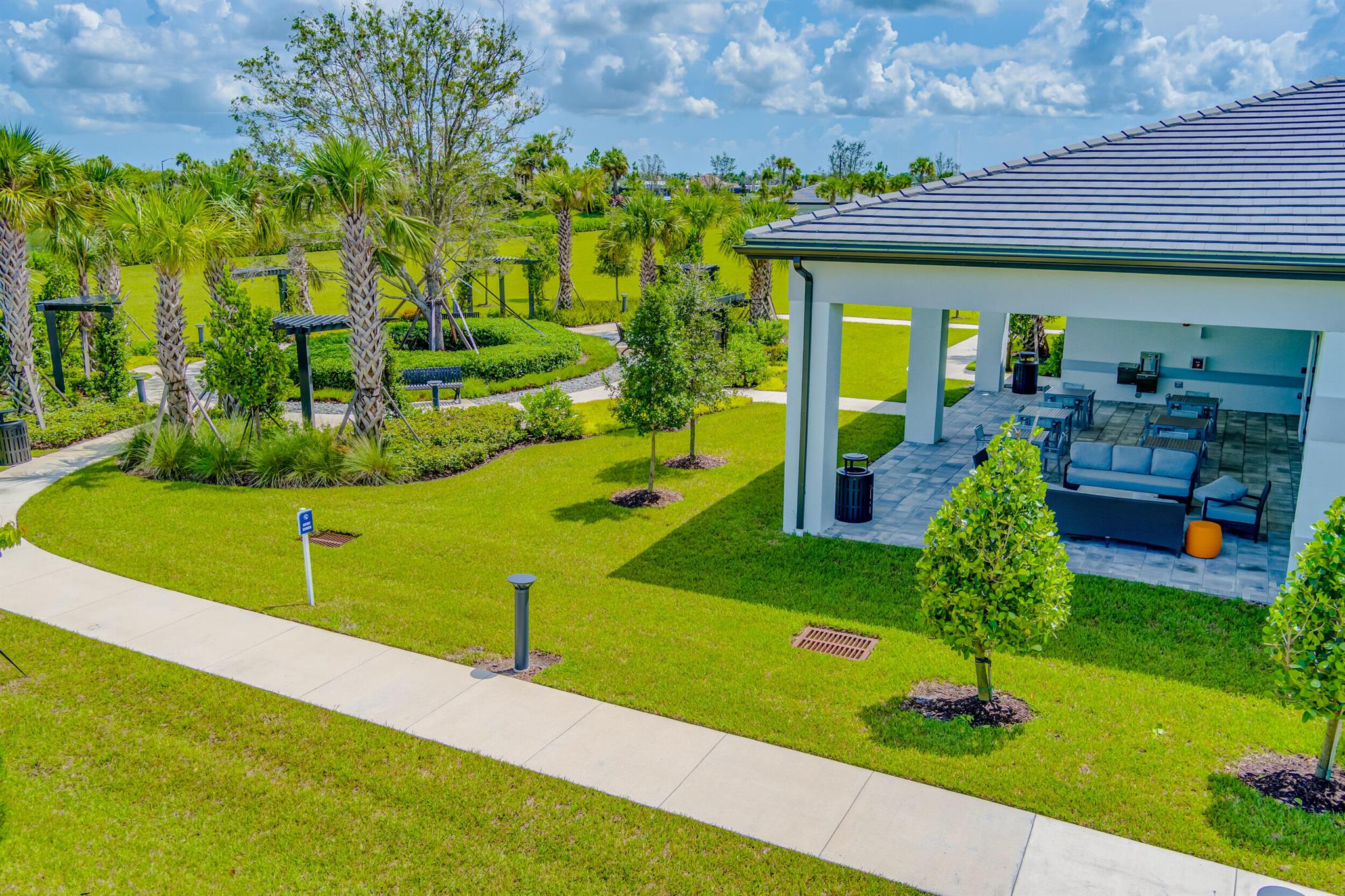 Valencia Cay/ Riverland - Residential