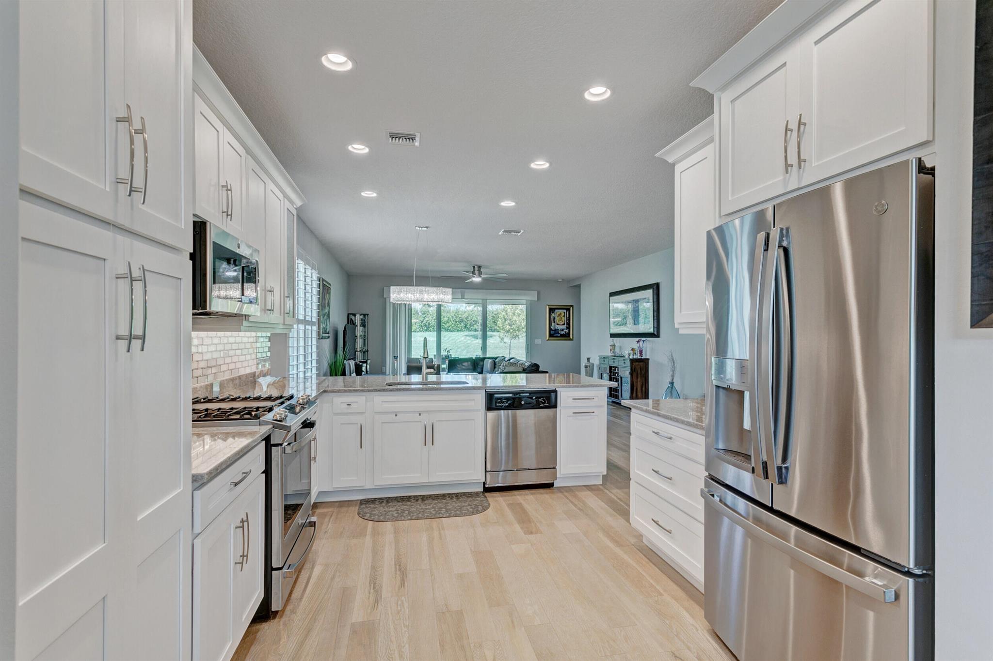 Valencia Cay/ Riverland - Residential