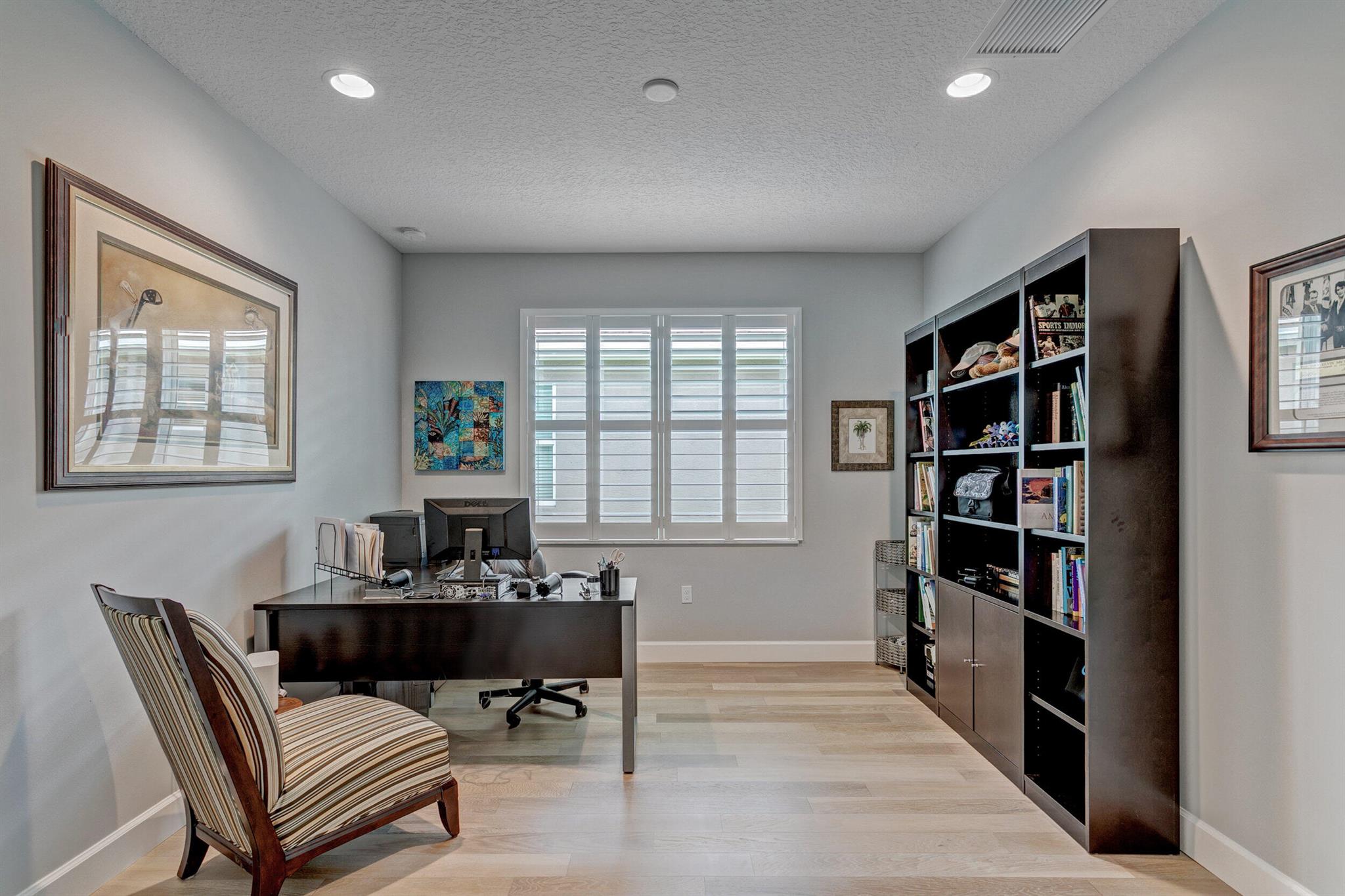 Valencia Cay/ Riverland - Residential