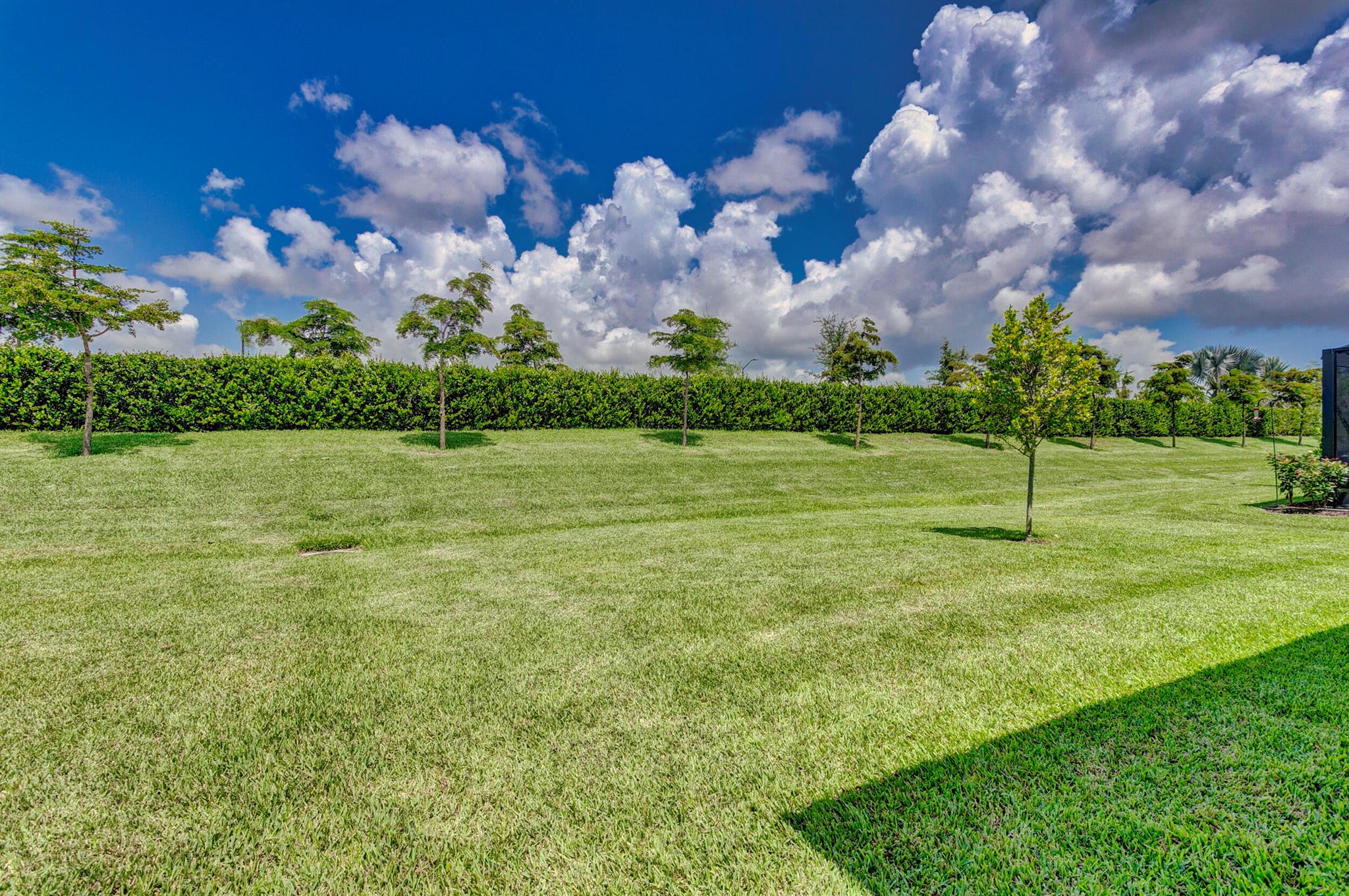 Valencia Cay/ Riverland - Residential