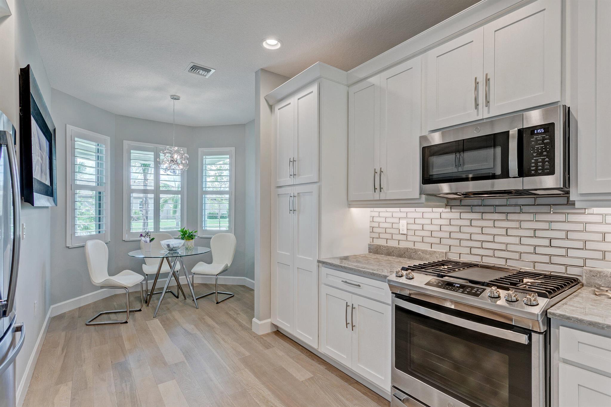 Valencia Cay/ Riverland - Residential