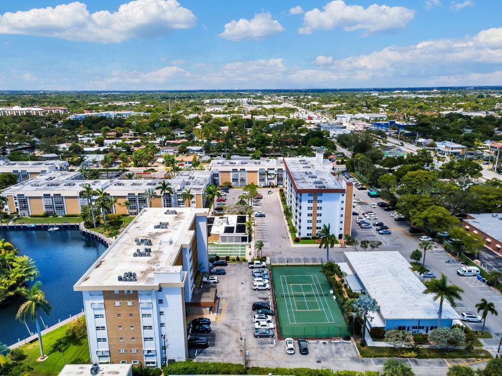 RIVER SHORES CONDO - Residential Lease