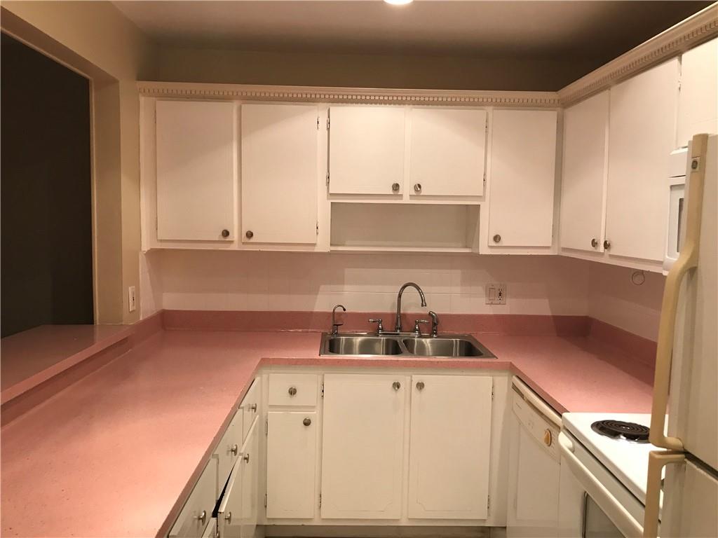 French Quarter Ph III Con - Residential Lease