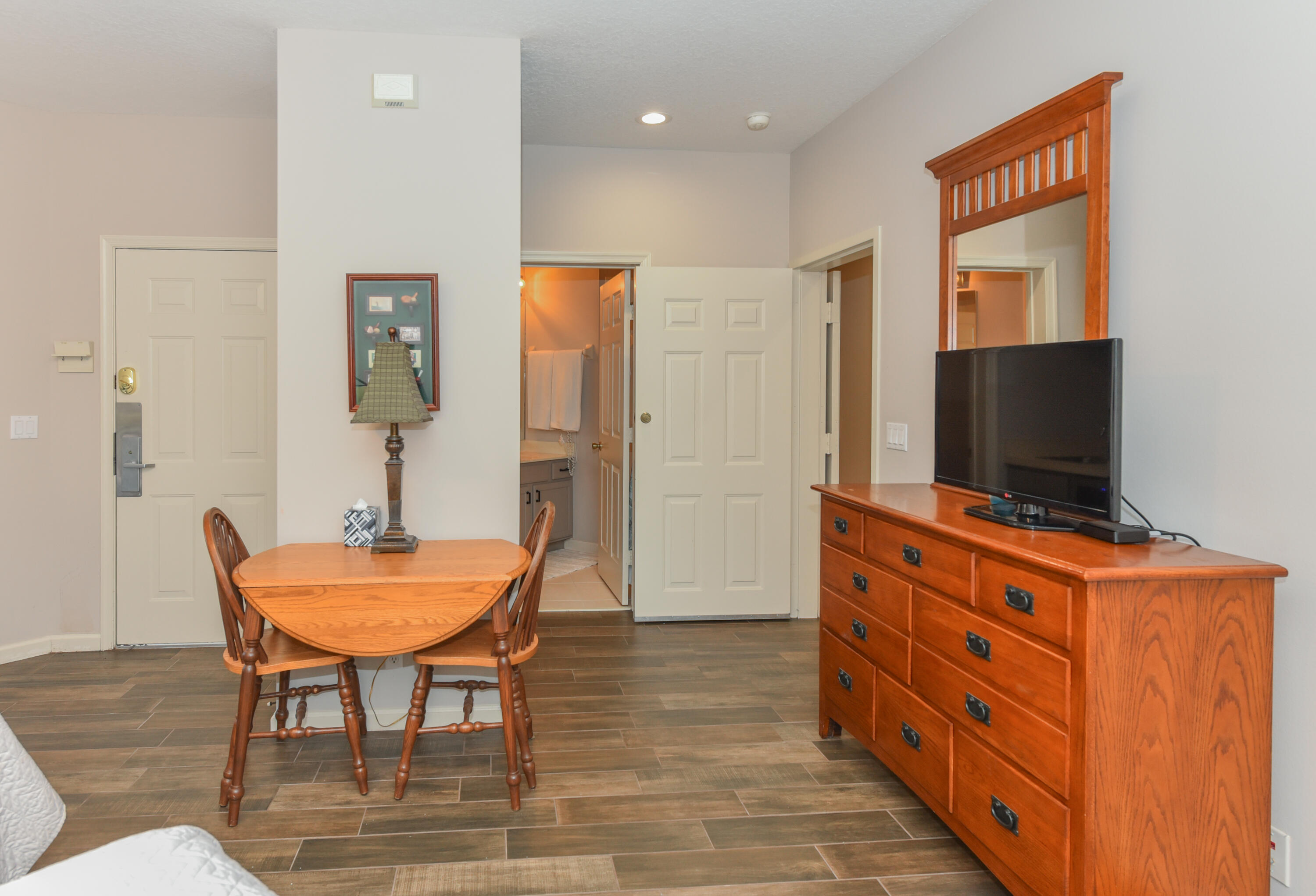 CASTLE PINES CONDOMINIUM - Residential