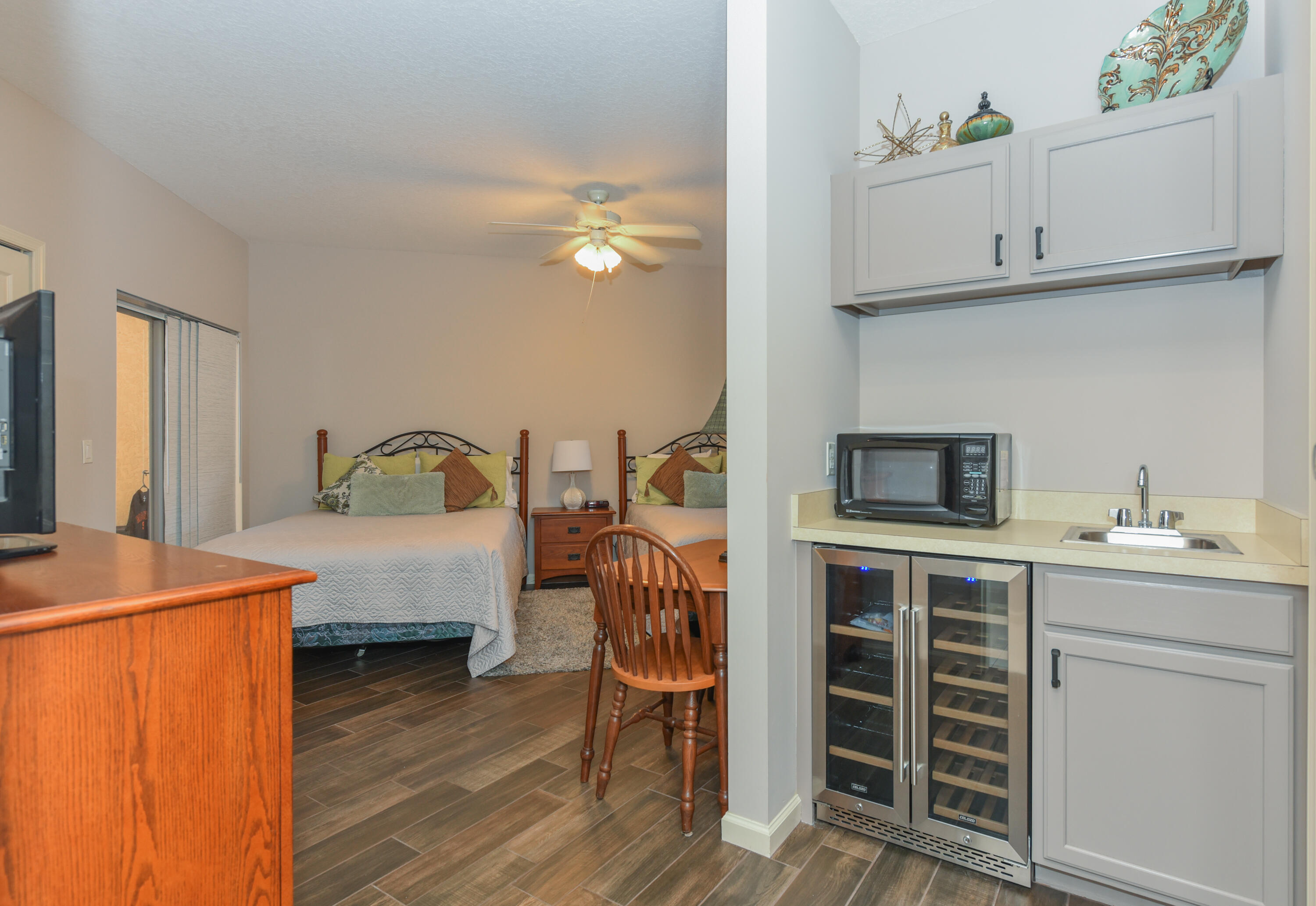 CASTLE PINES CONDOMINIUM - Residential