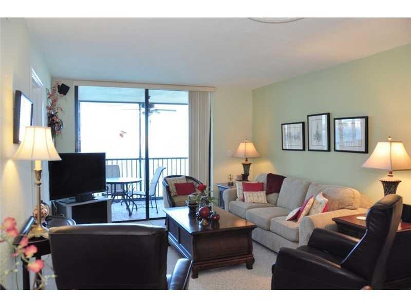 Lake Emerald #7 Condo - Residential Lease