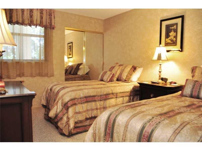 Lake Emerald #7 Condo - Residential Lease