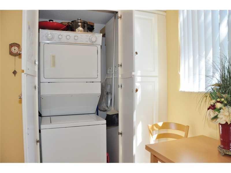 Lake Emerald #7 Condo - Residential Lease