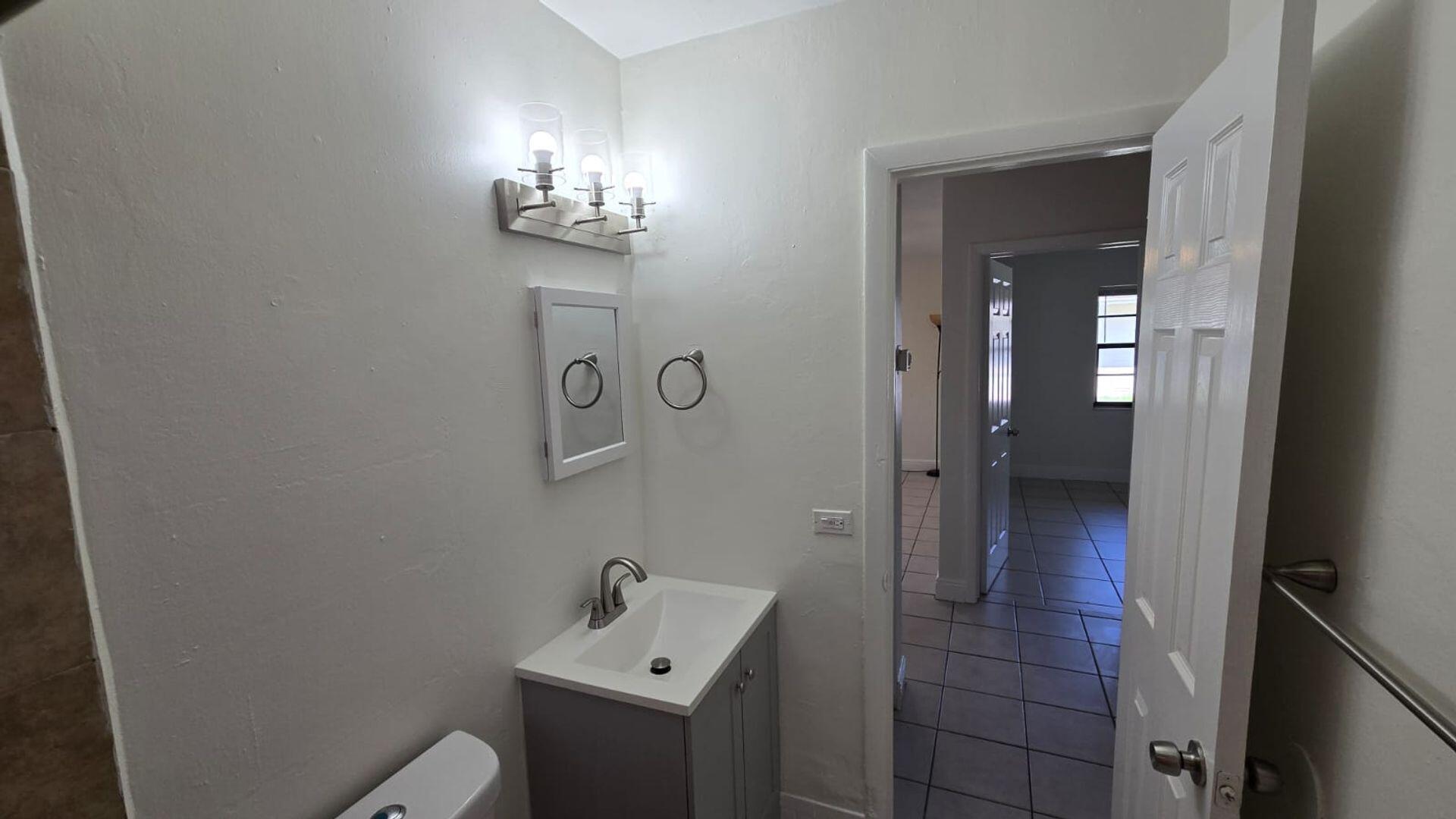 SUN LAND PARK - Residential Lease