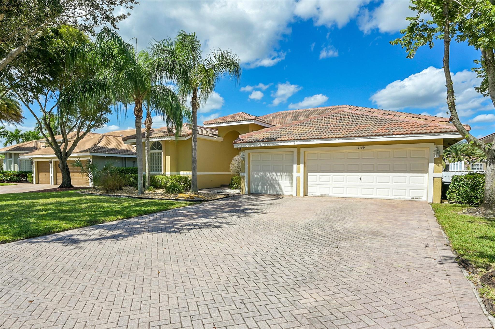 Wyndham Lakes West - Residential Lease