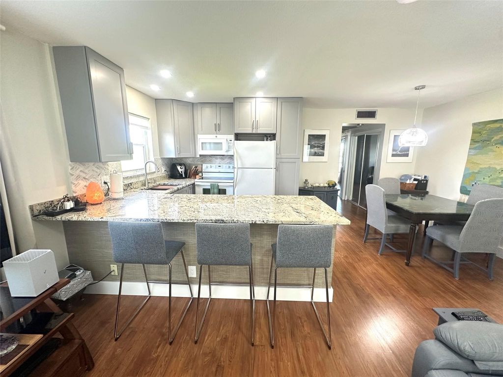 Photo of 528 Tilford X #528, Deerfield Beach, FL 33442 (MLS # B26027605)