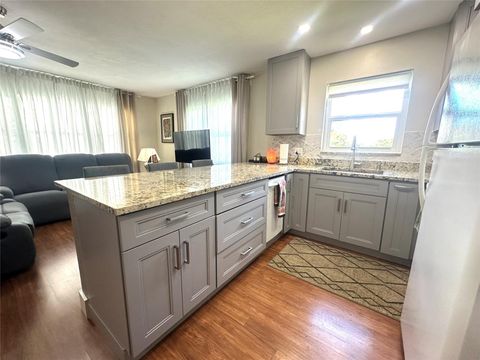 Tiny photo for 528 Tilford X #528, Deerfield Beach, FL 33442 (MLS # B26027605)