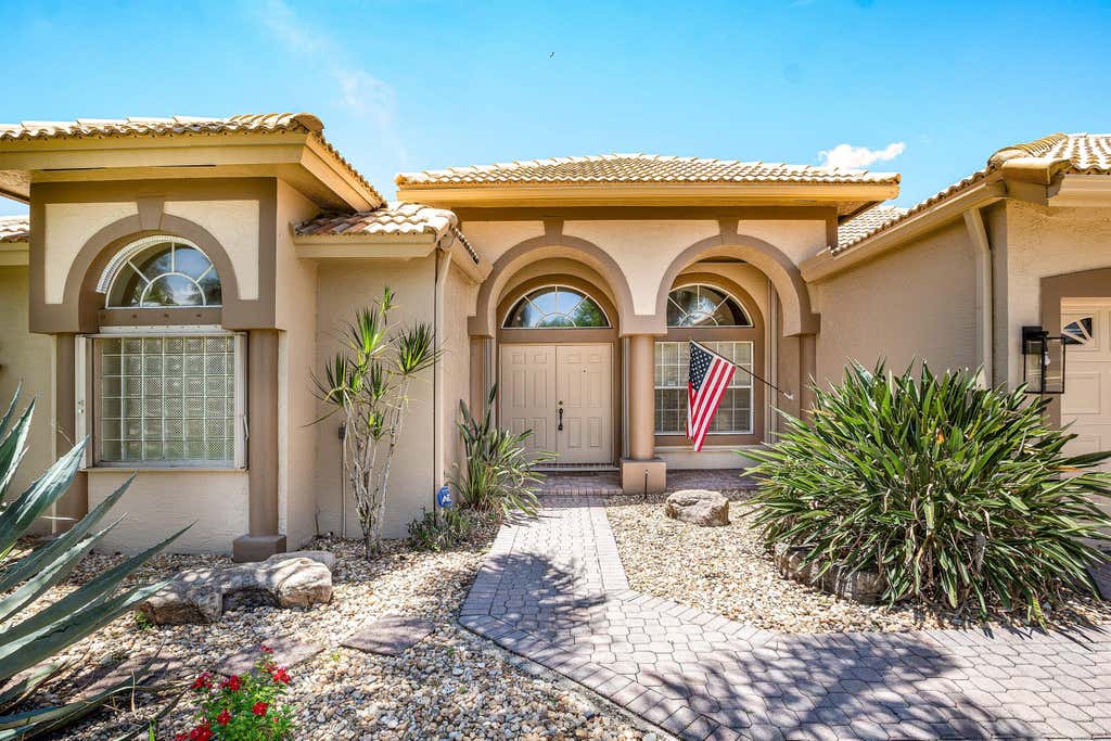 Photo of 21417 Crestfalls Court, Boca Raton, FL 33428 (MLS # B26055857)