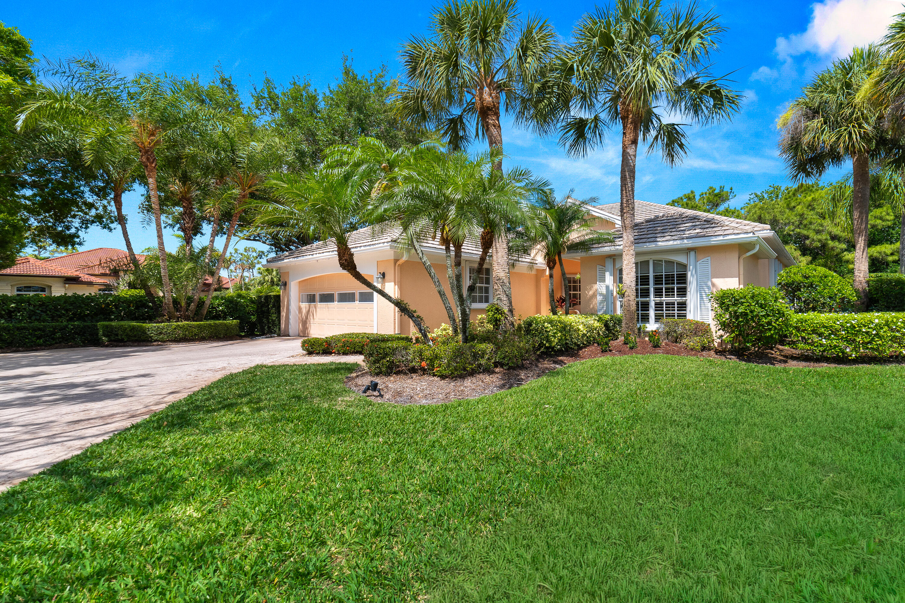 WILLOUGHBY - Residential