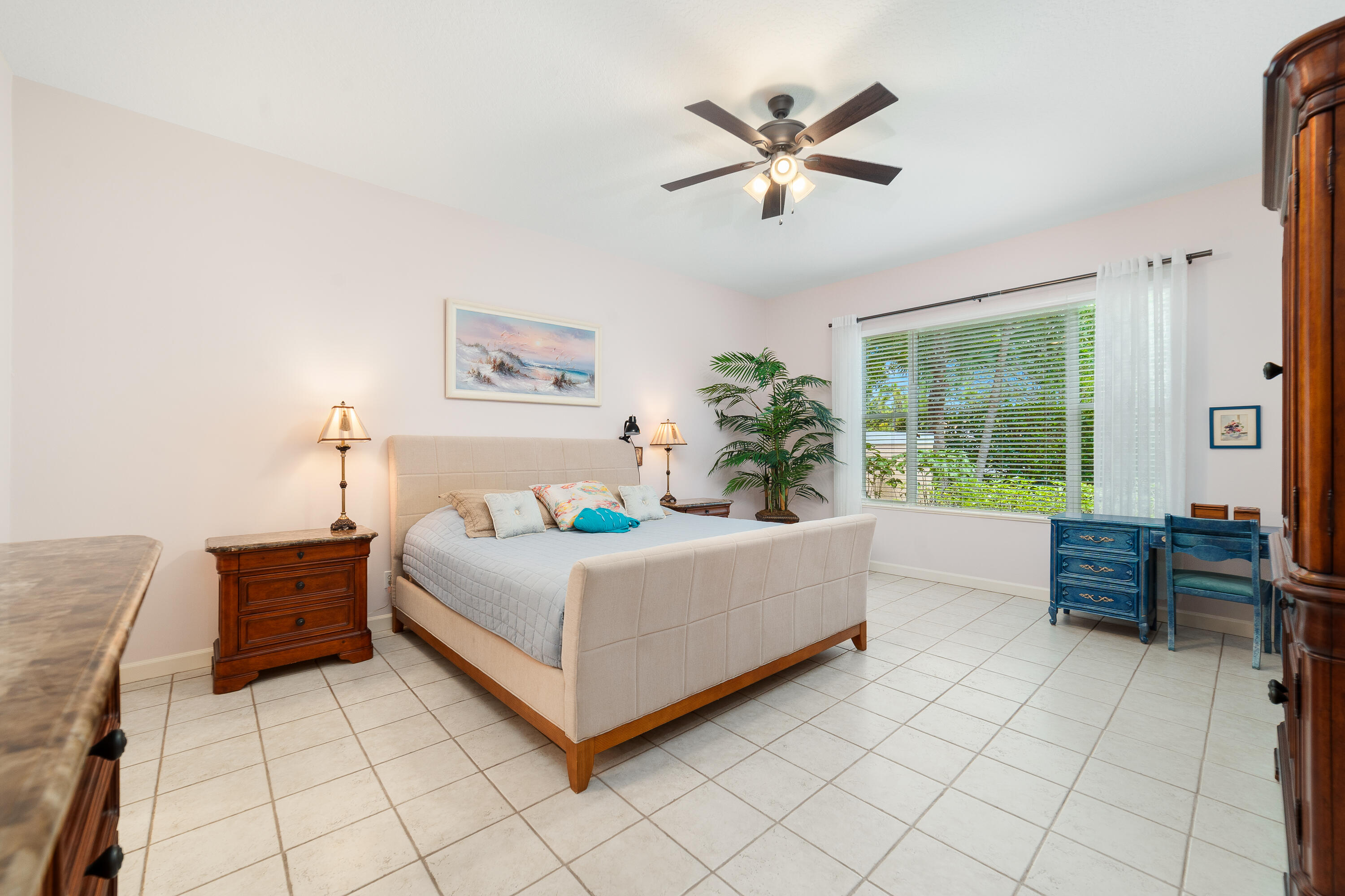 WILLOUGHBY - Residential