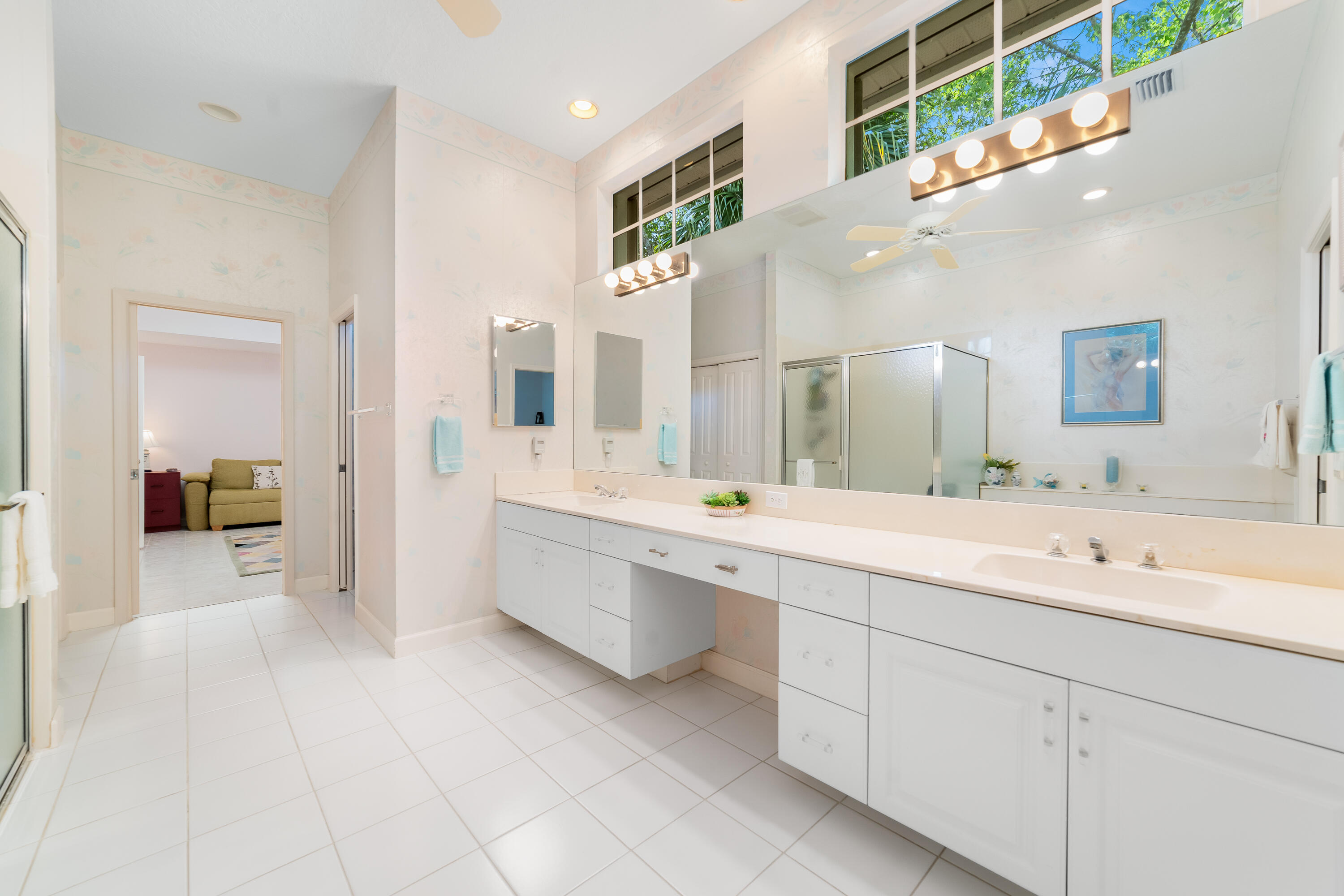 WILLOUGHBY - Residential