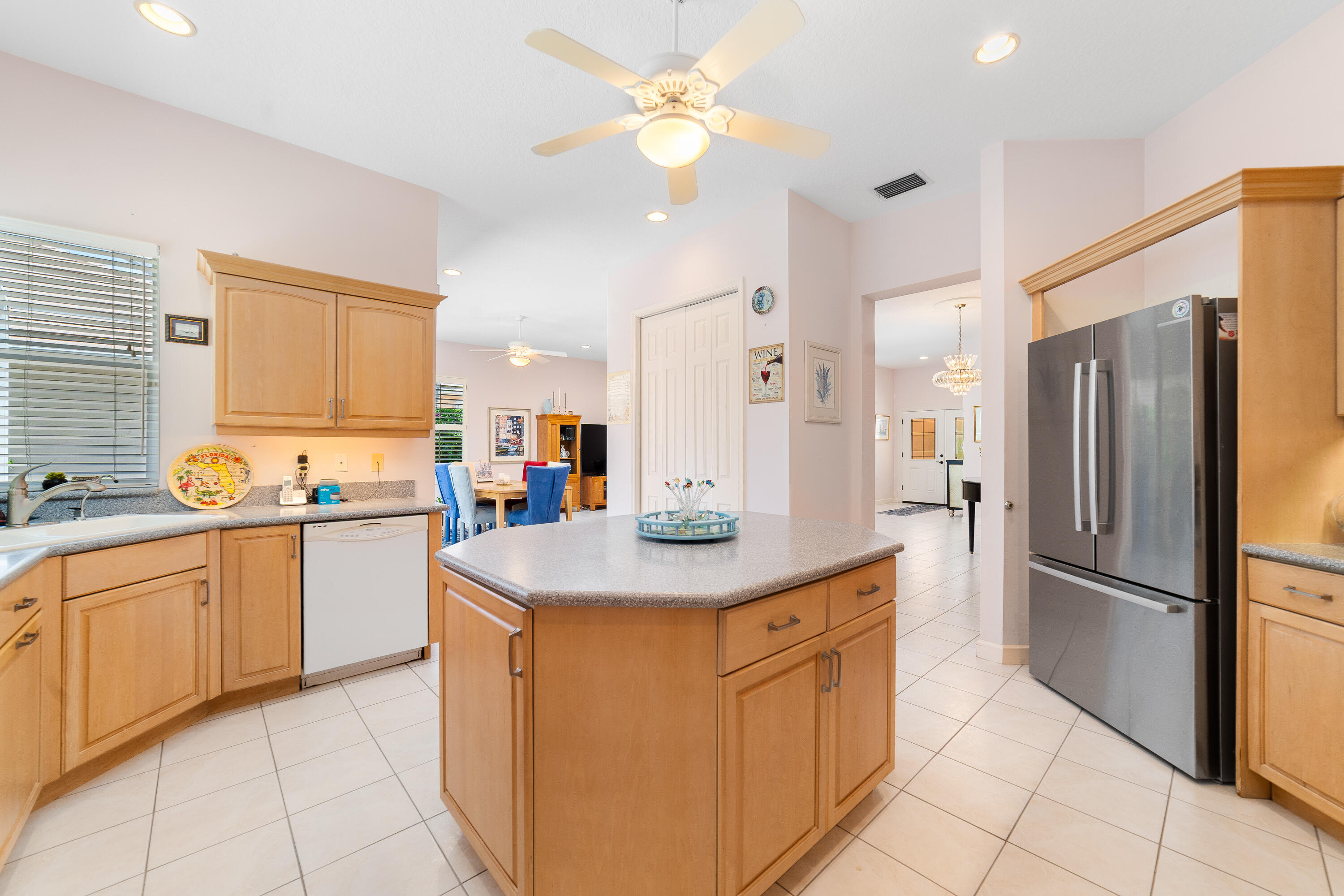WILLOUGHBY - Residential