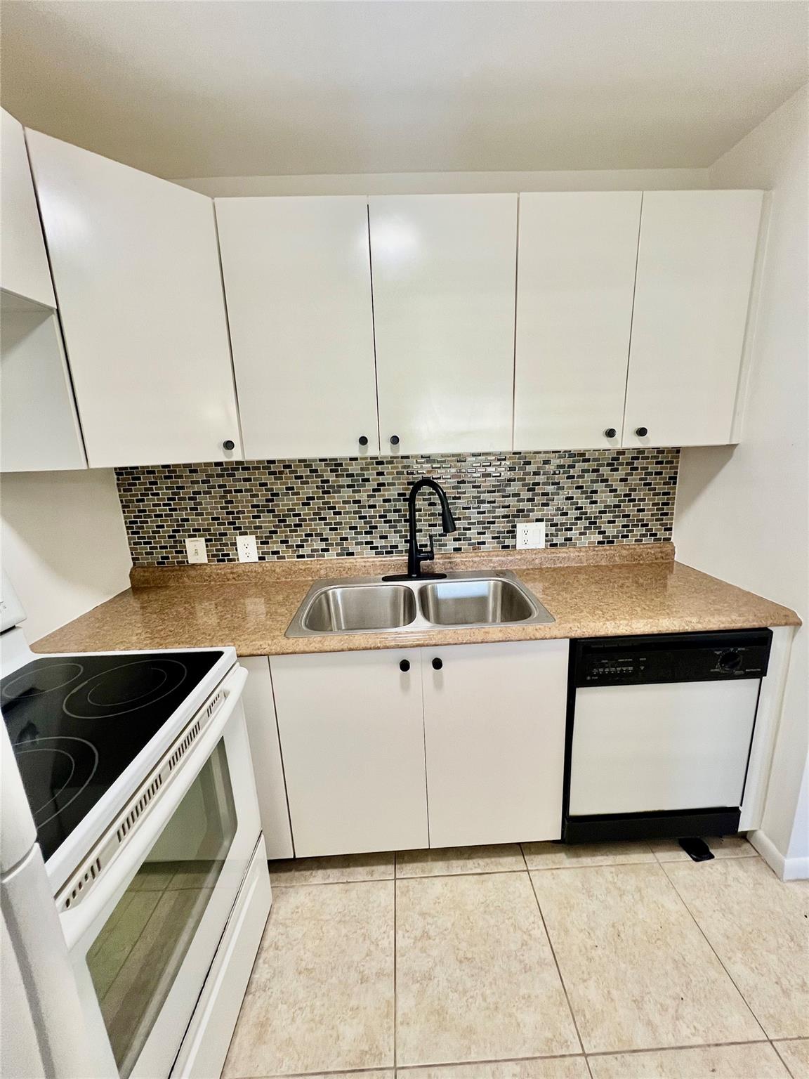 Mansfield Century Village - Residential Lease