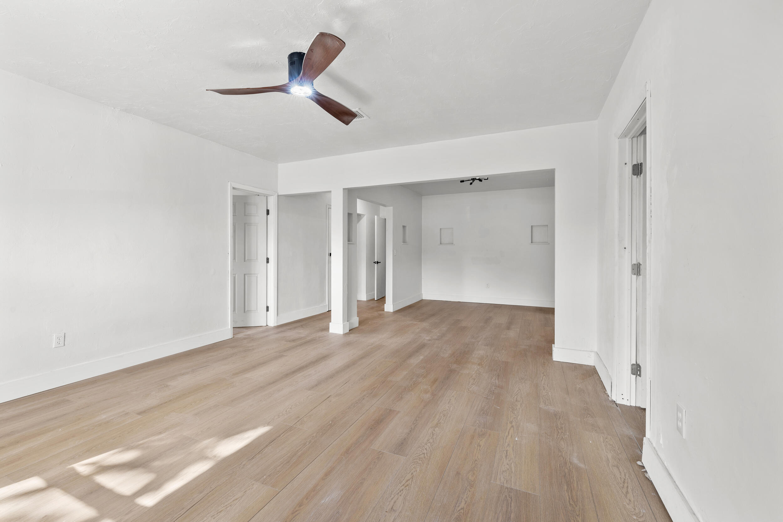 11610 NW 11th Avenue