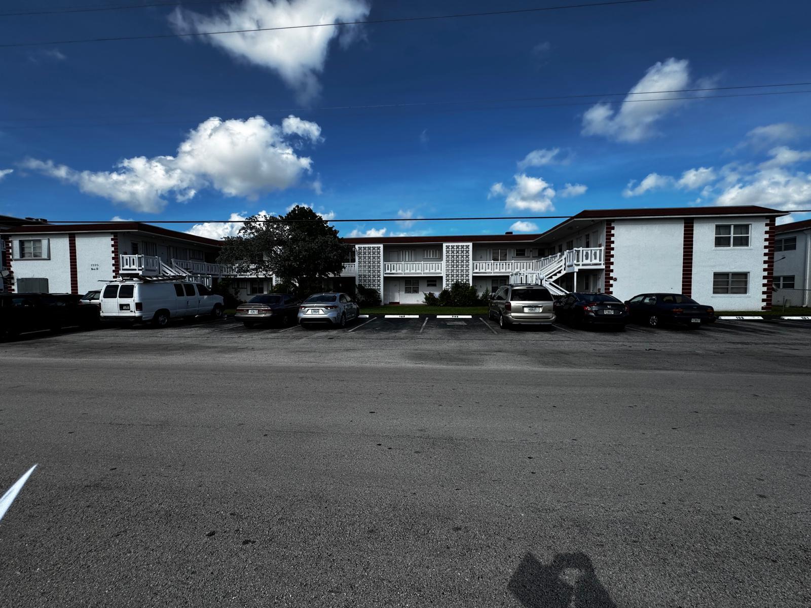 1320 NW 43 Terrace Unit 106