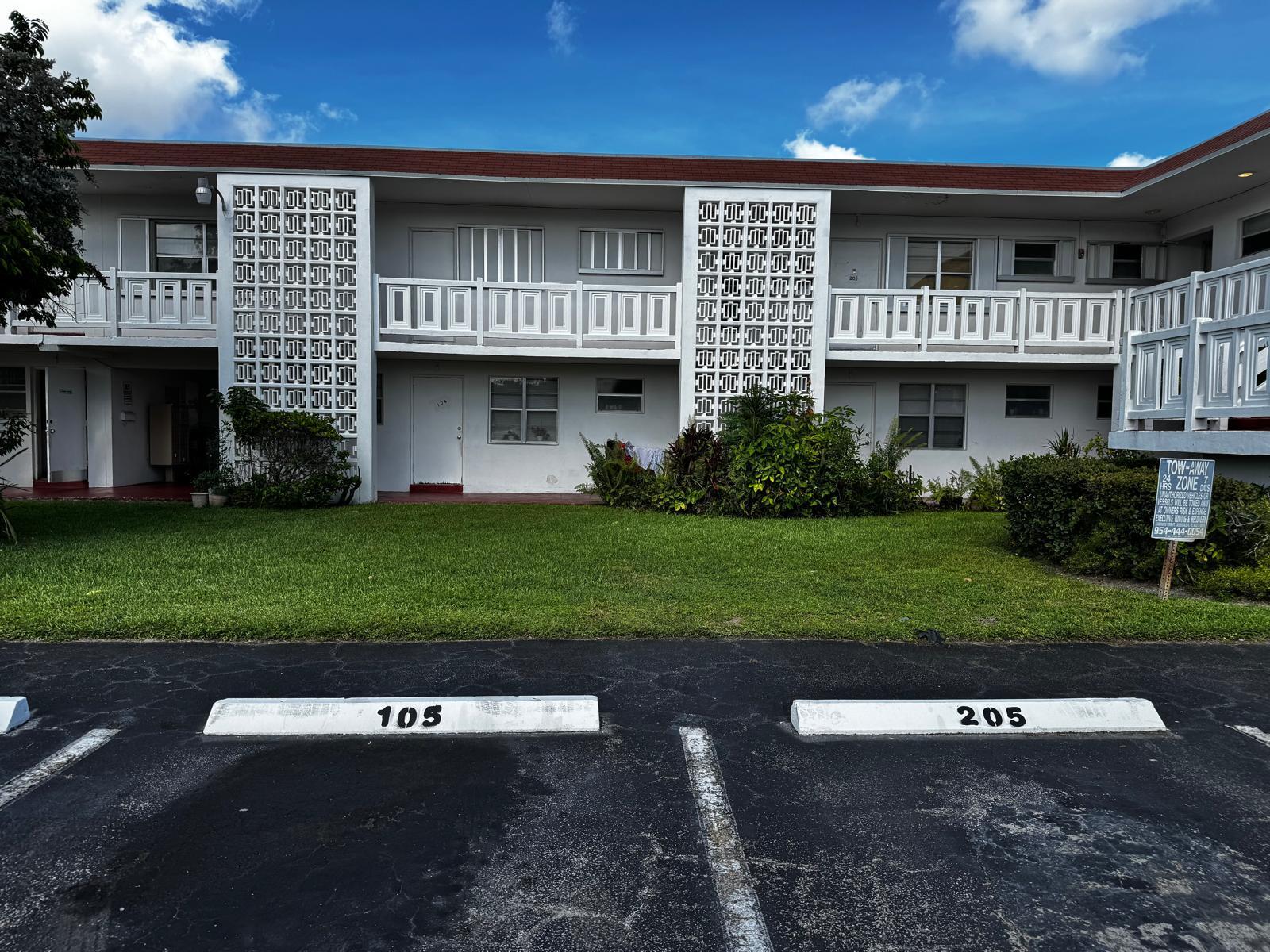 1320 NW 43 Terrace Unit 106
