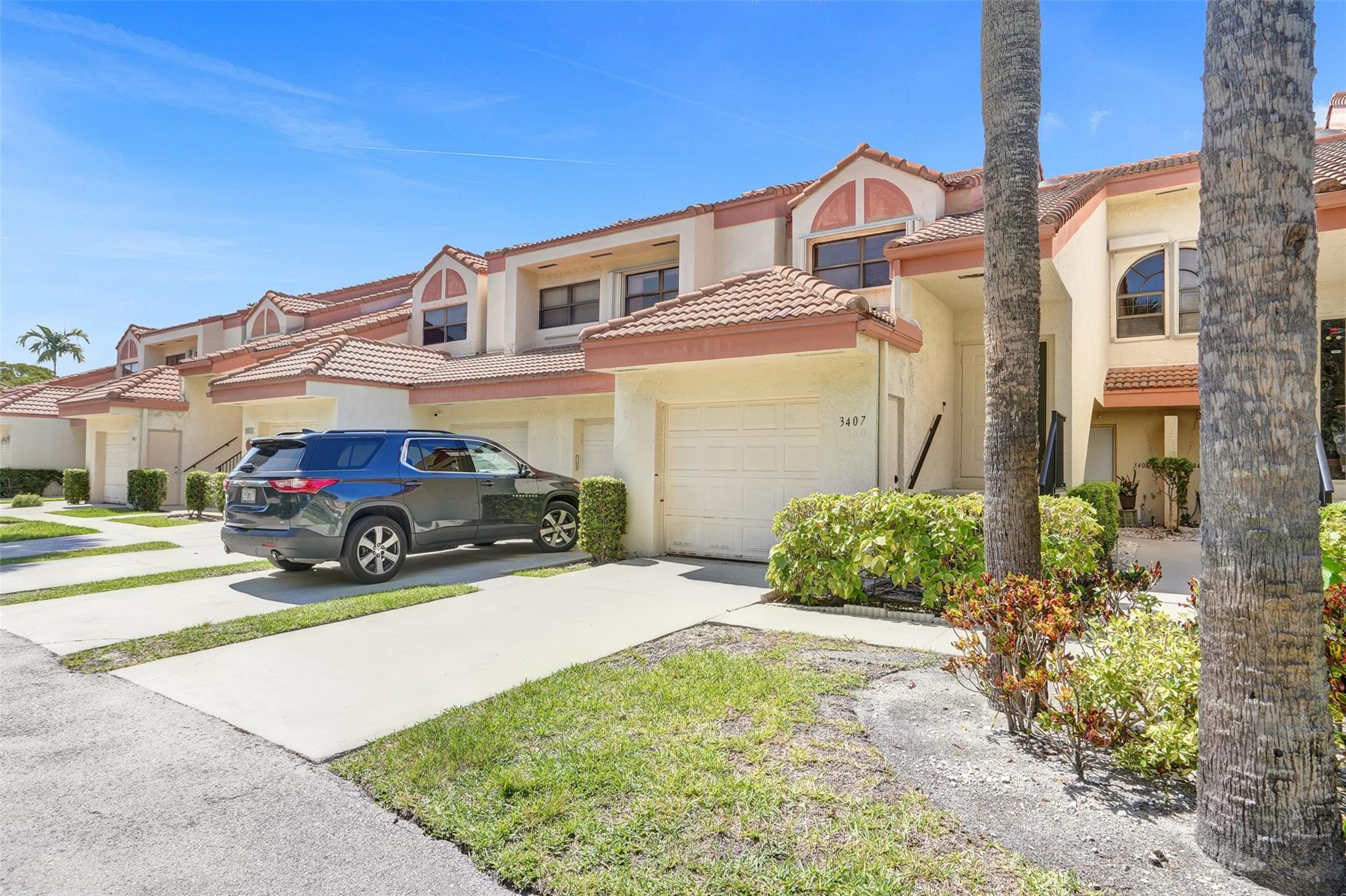 Step into this beautifully maintained 3-bed, 2-bath split-level townhome with 1-car garage in the sought-after gated community of Emerald Oaks. Recent updates include new appliances, light fixtures, and ceiling fans. Enjoy tranquil garden views and serene walking paths along the lake and golf course. Water, internet, cable, trash heated pool/spa included in rent. Just 10 min to FLL Airport, 12 min to the beach, 2 miles to Hard Rock Casino, across from TY Park, and near houses of worship. Spacious layout with tons of natural light. Don’t miss this Hollywood gem—schedule your private showing today!