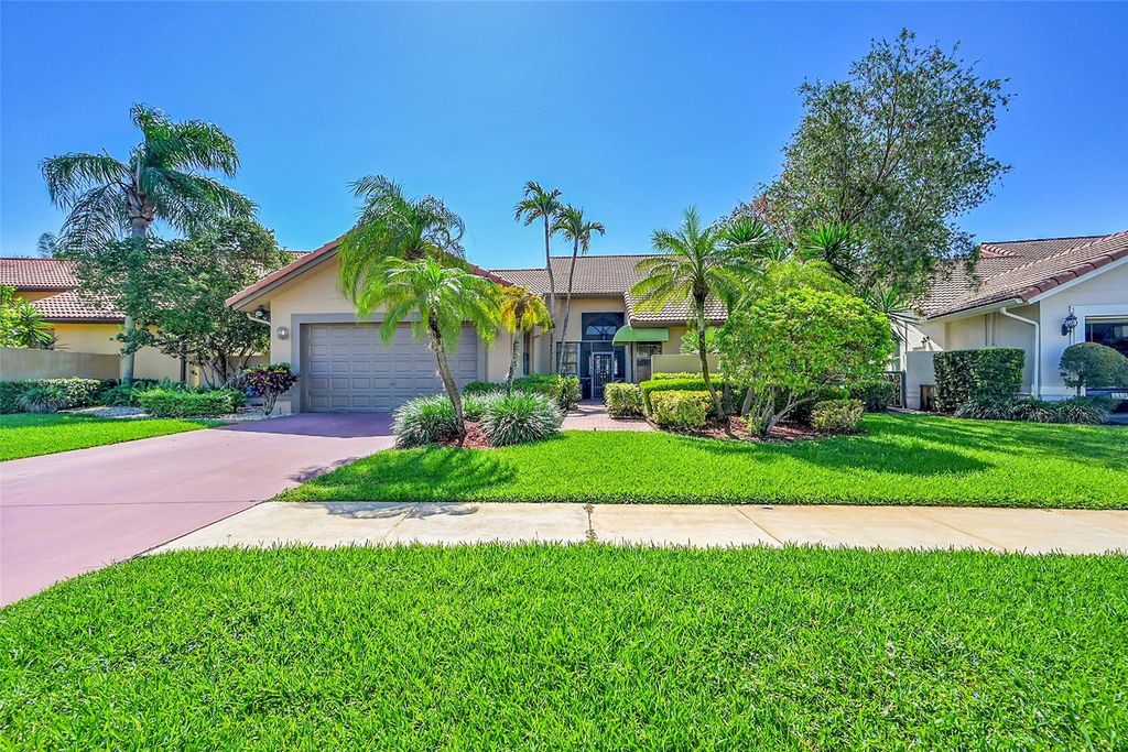Photo of 19324 Cherry Hills Terrace, Boca Raton, FL 33498 (MLS # F10496891)