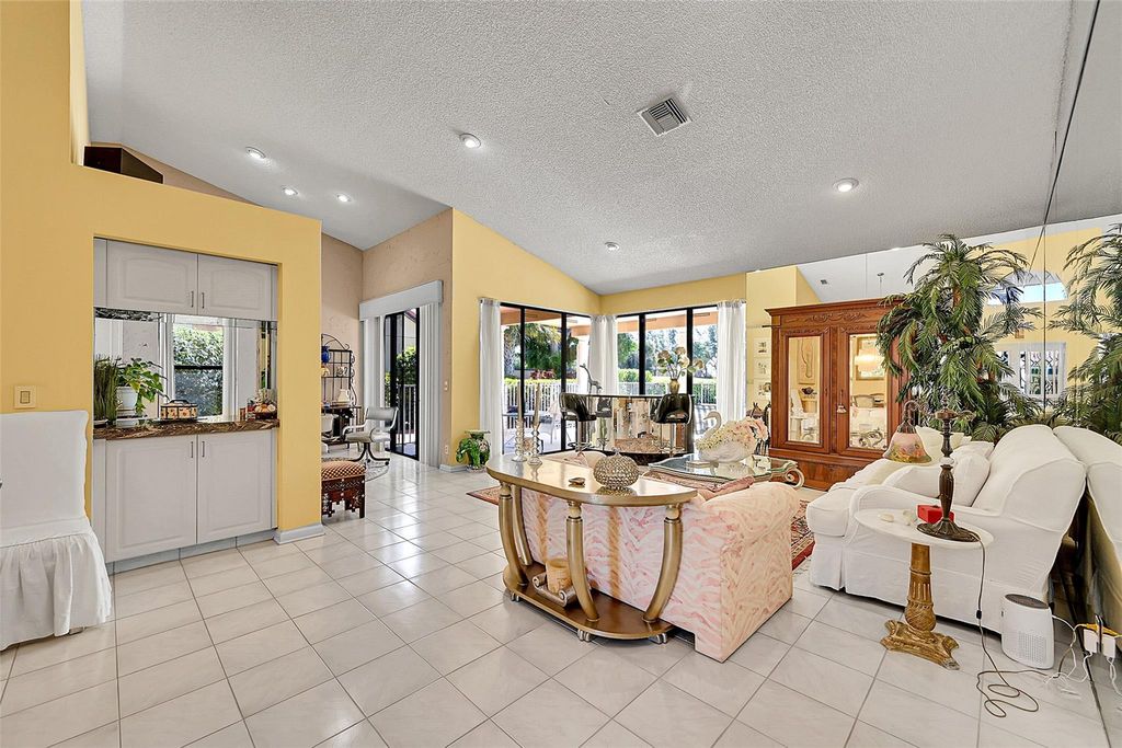 Photo of 19324 Cherry Hills Terrace, Boca Raton, FL 33498 (MLS # F10496891)