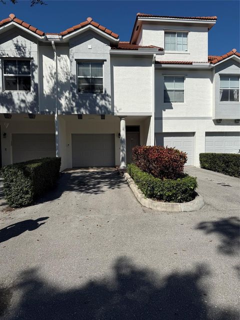2048 Alta Meadows Ln 2008 Delray Beach FL 33444