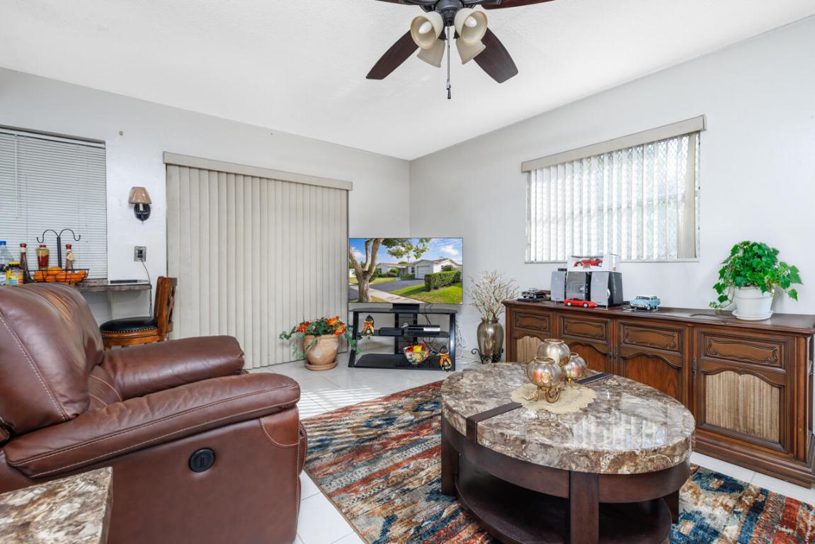 PALM BEACH LAKES SOUTH 2 - Residential