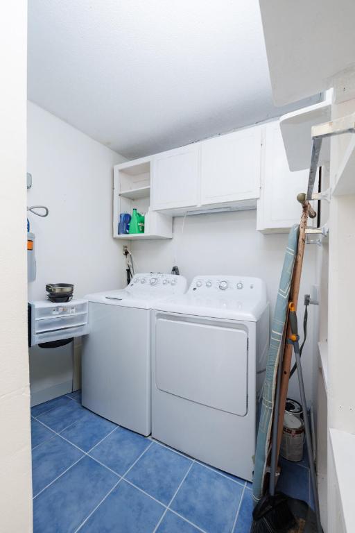 PALM BEACH LAKES SOUTH 2 - Residential