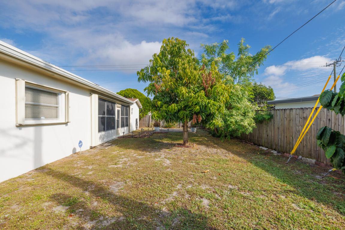 PALM BEACH LAKES SOUTH 2 - Residential