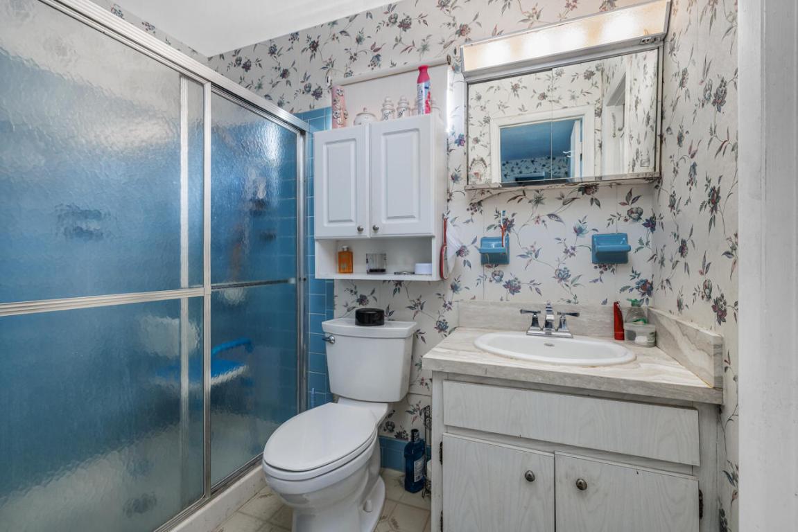 PALM BEACH LAKES SOUTH 2 - Residential