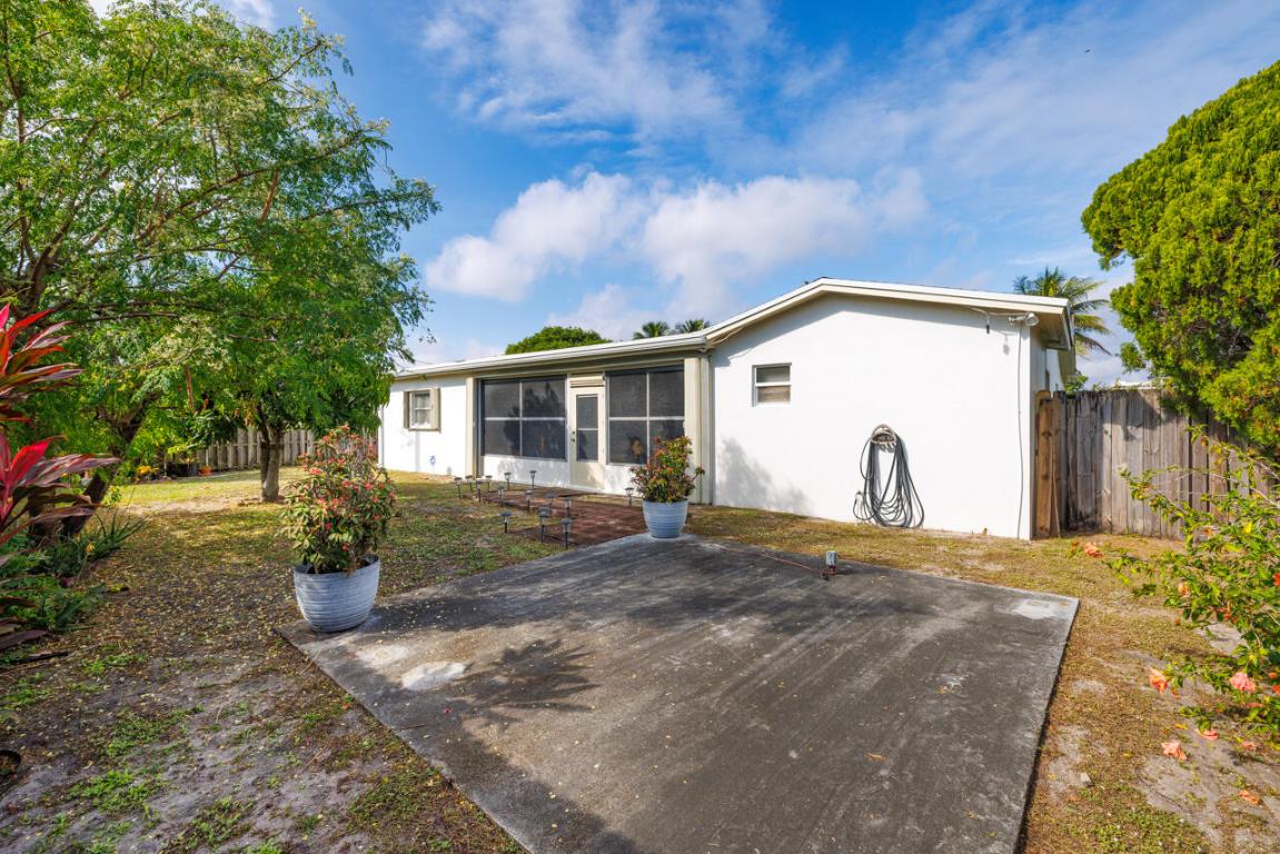 PALM BEACH LAKES SOUTH 2 - Residential