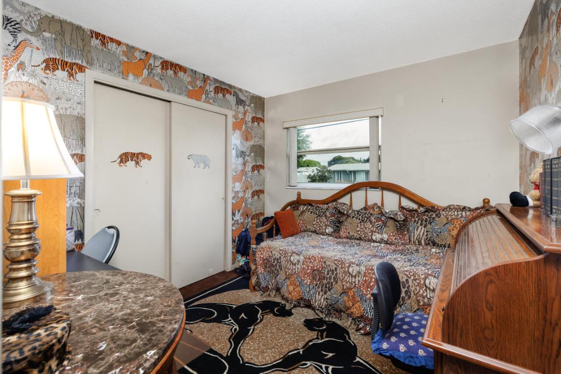 PALM BEACH LAKES SOUTH 2 - Residential