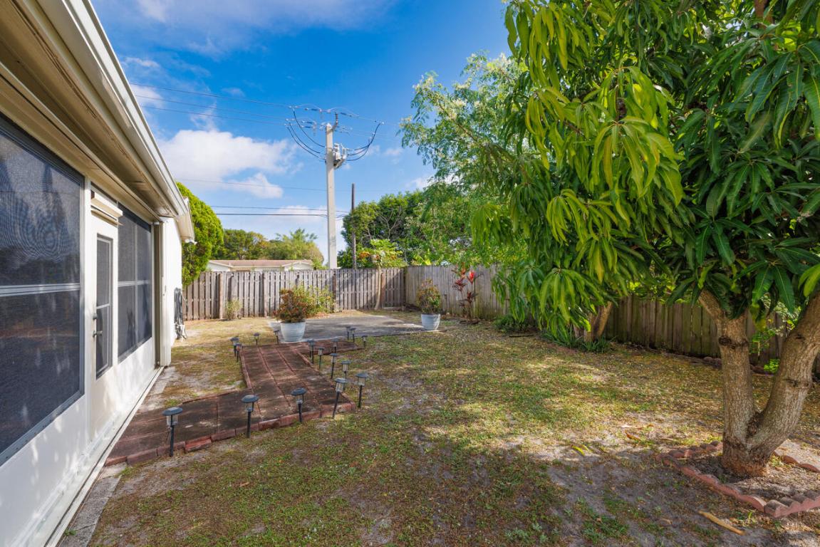 PALM BEACH LAKES SOUTH 2 - Residential