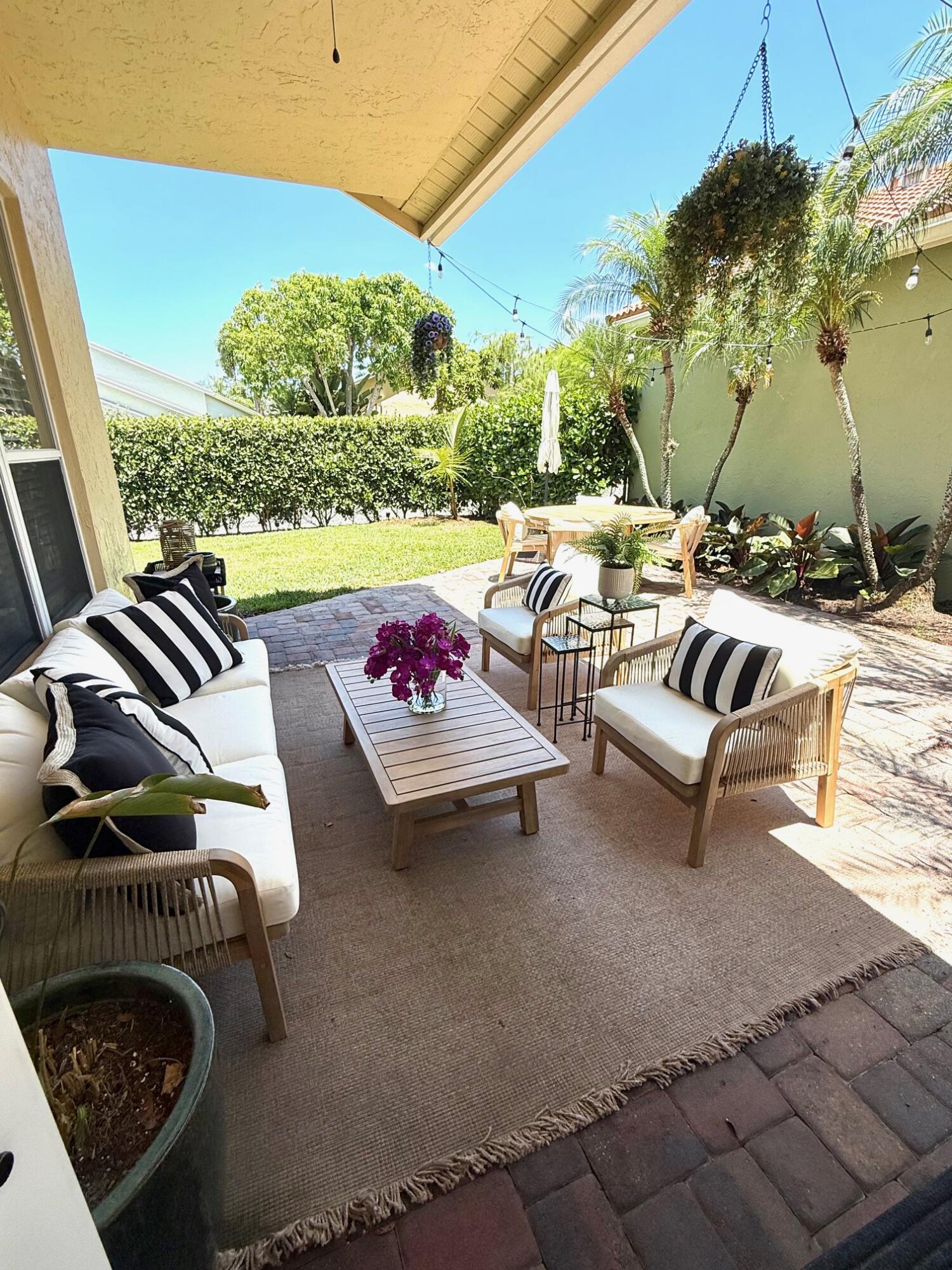 EMERALD FOREST OF WELLINGTON - Residential Lease