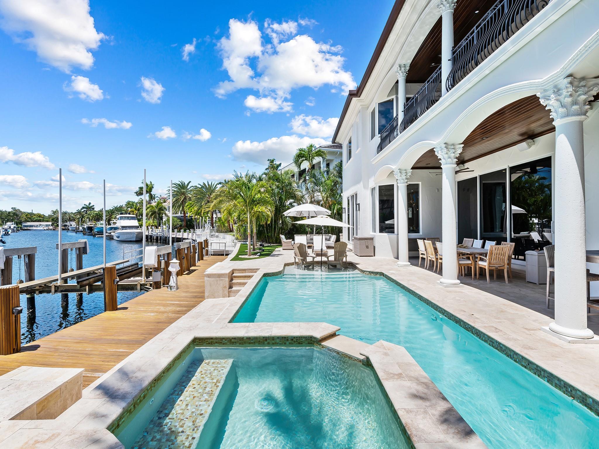 LIGHTHOUSE POINT 5TH SEC 39-25 - Residential