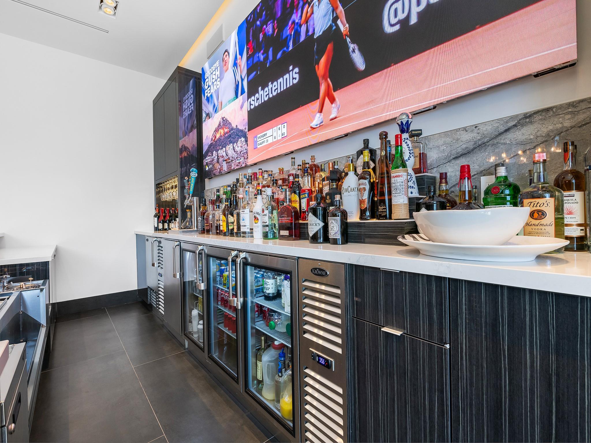 LIGHTHOUSE POINT 5TH SEC 39-25 - Residential