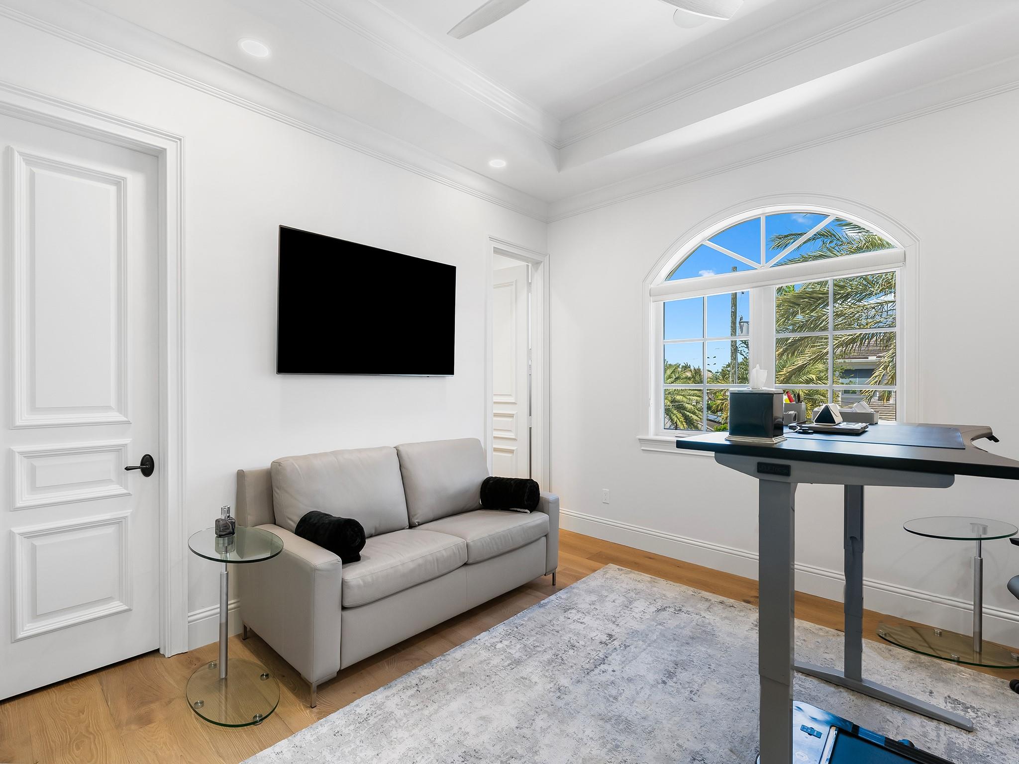 LIGHTHOUSE POINT 5TH SEC 39-25 - Residential