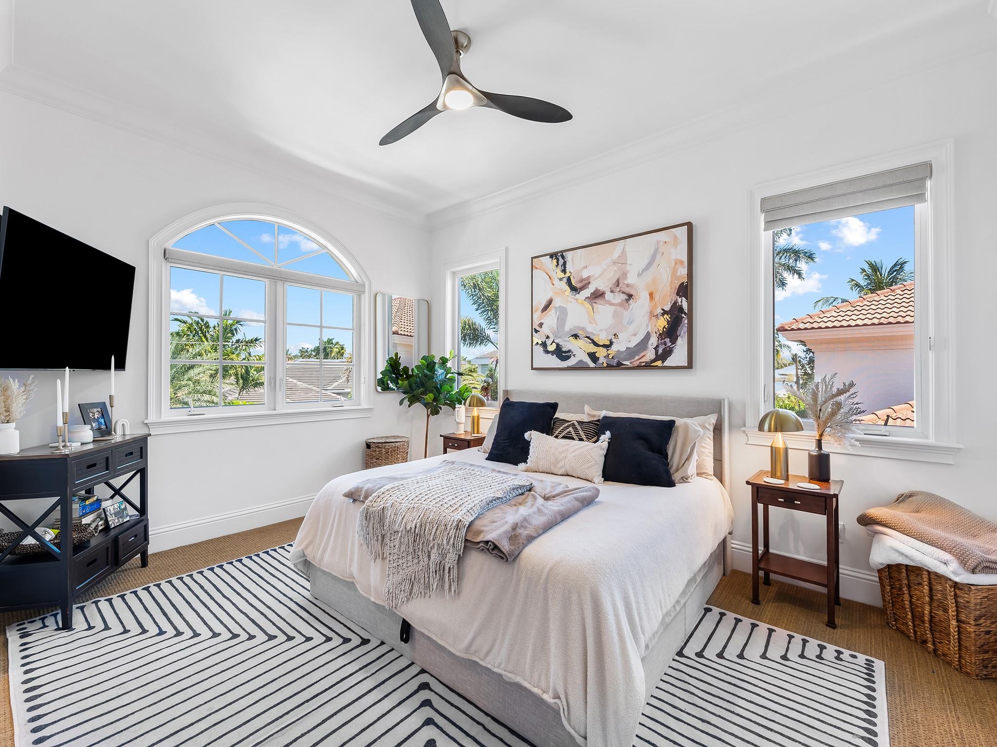 LIGHTHOUSE POINT 5TH SEC 39-25 - Residential