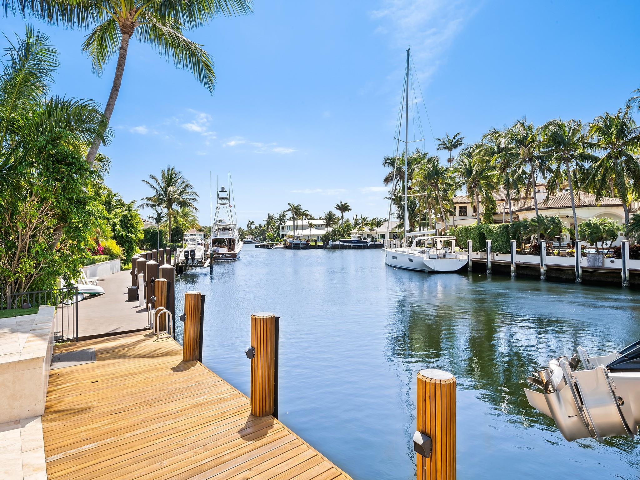 LIGHTHOUSE POINT 5TH SEC 39-25 - Residential