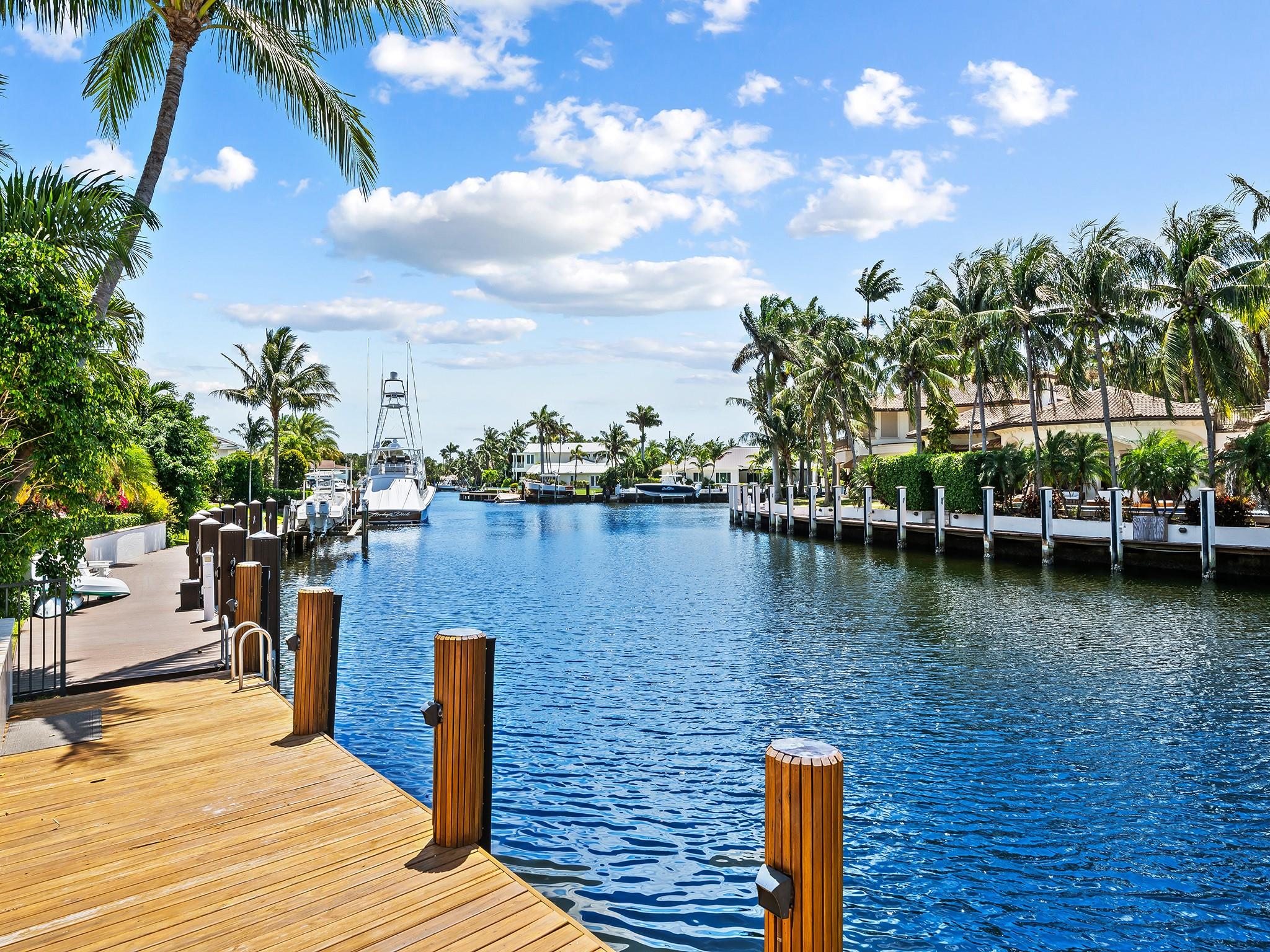 LIGHTHOUSE POINT 5TH SEC 39-25 - Residential