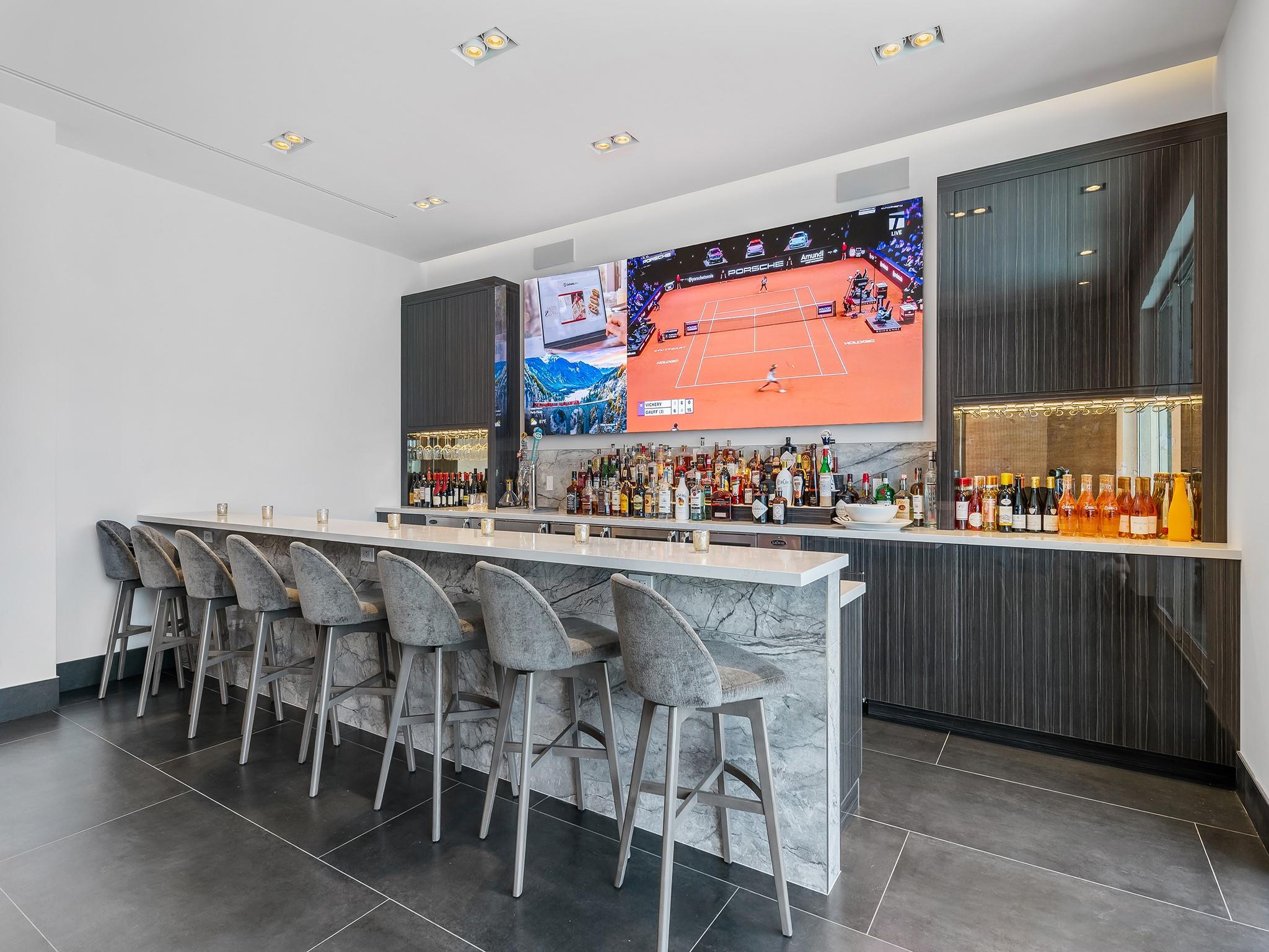 LIGHTHOUSE POINT 5TH SEC 39-25 - Residential