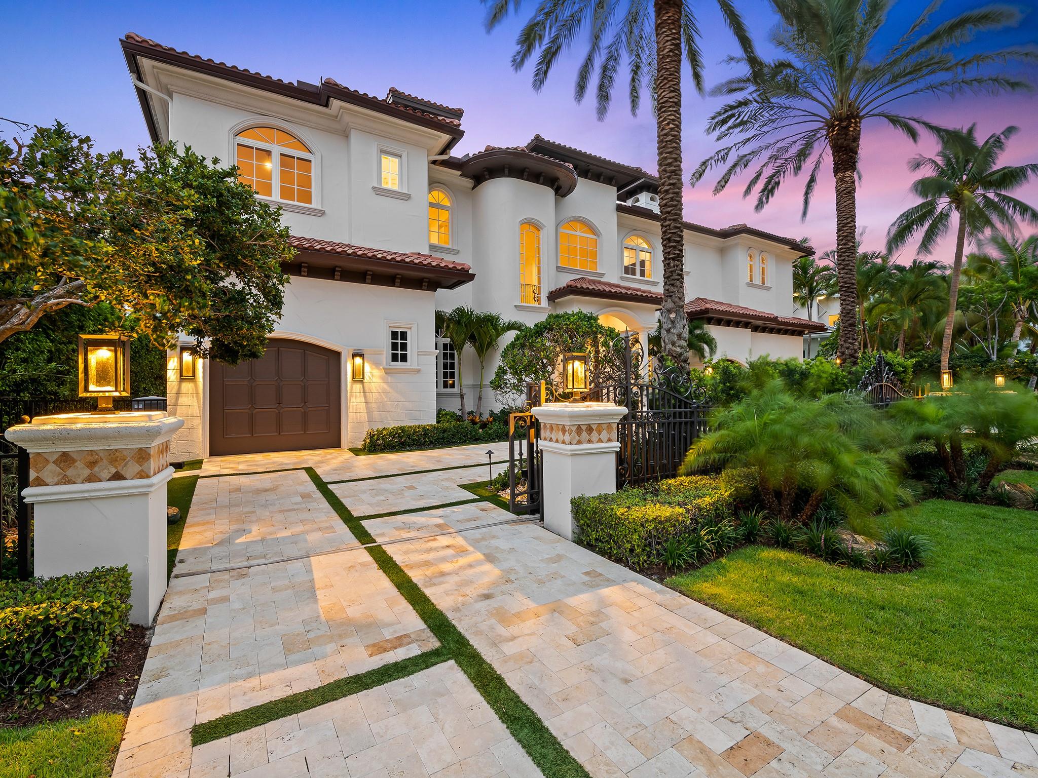 LIGHTHOUSE POINT 5TH SEC 39-25 - Residential