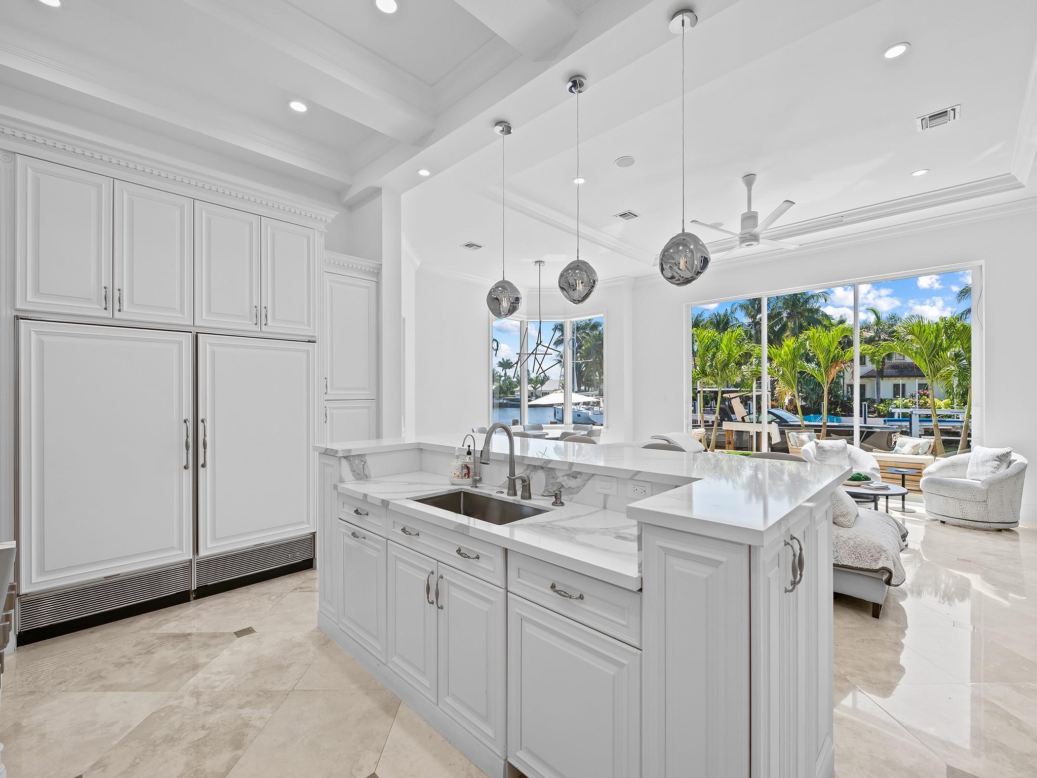 LIGHTHOUSE POINT 5TH SEC 39-25 - Residential